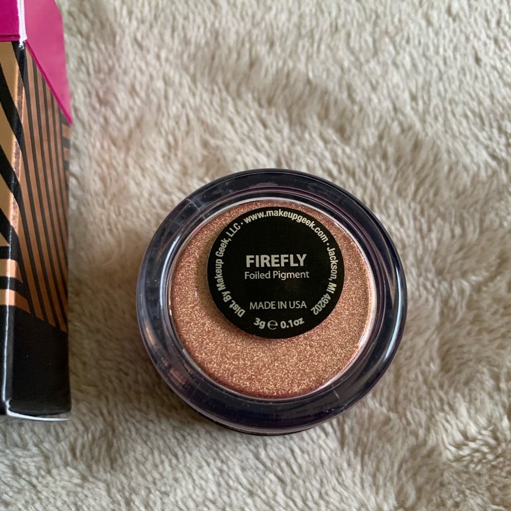 Makeup Geek Loose Pigment Foiled Eyeshadow Firefly BNIB